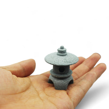 Stone Lantern Figurines - Ishitoro