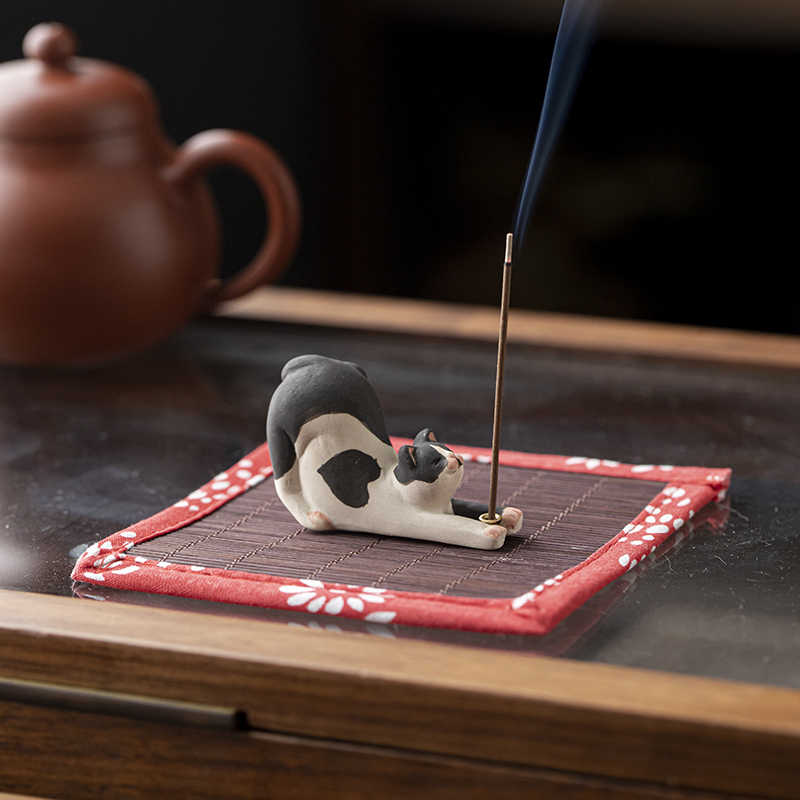 Incense Holder - lazy Stretch Cat