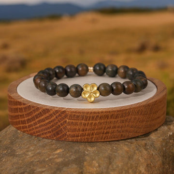 Sandalwood Bossom Bracelet