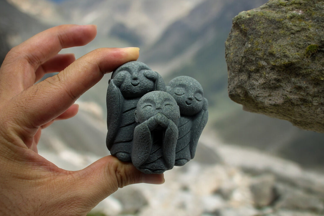 Three Wise Jizo Statue